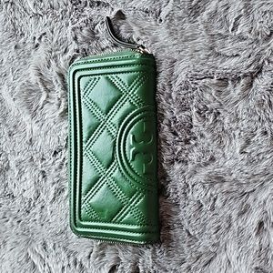Tory Burch Fleming Wallet
